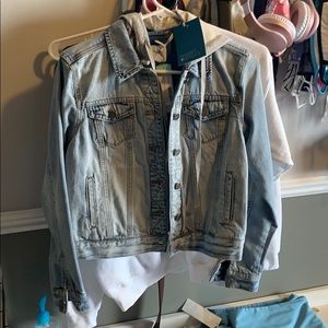 Market and spruce hooded jean jacket NWT sz small